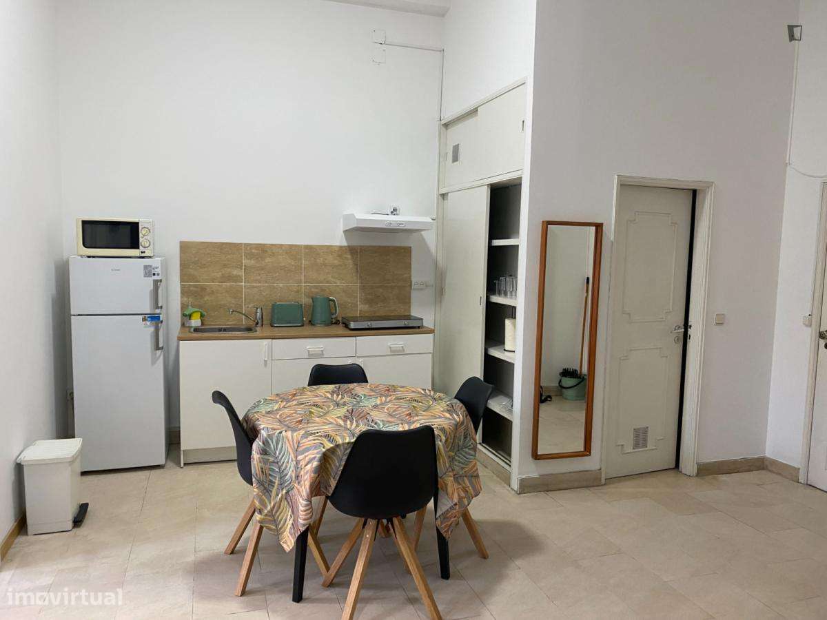 Apartamento com 2 quartos - localizado em Sé Porto - Grande imagem: 5/9