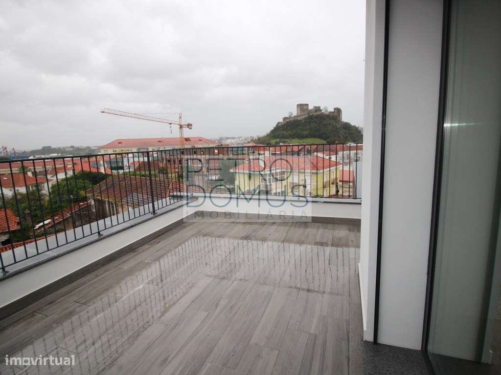 APARTAMENTO T3 DUPLEX NO CENTRO DE LEIRIA-11