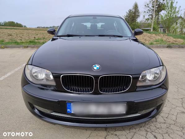 BMW Seria 1 118i - 3