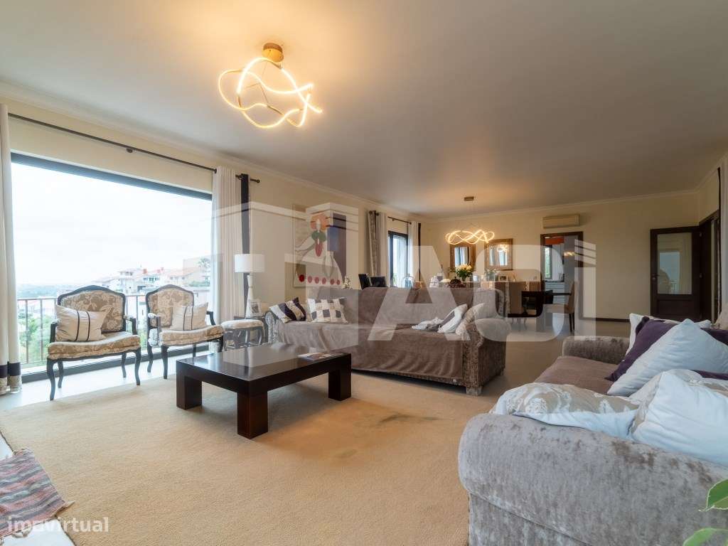 Magnífica Moradia V3+1 com Piscina - Porto de Mós-8