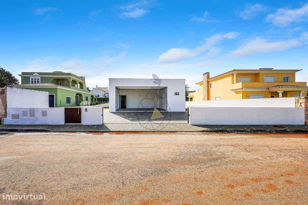 Moradia contemporânea térrea T3 nova  com piscina em Monte Canelas - P - Grande imagem: 4/47