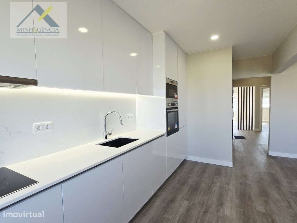 Apartamento T3 remodelado na Algodeia em Setúbal-5