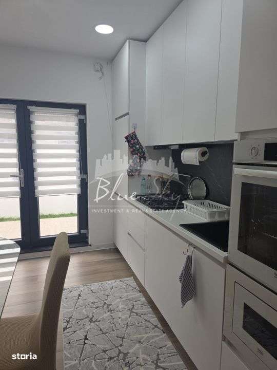 Casa 3 camere situata la intrare in Lazu-11