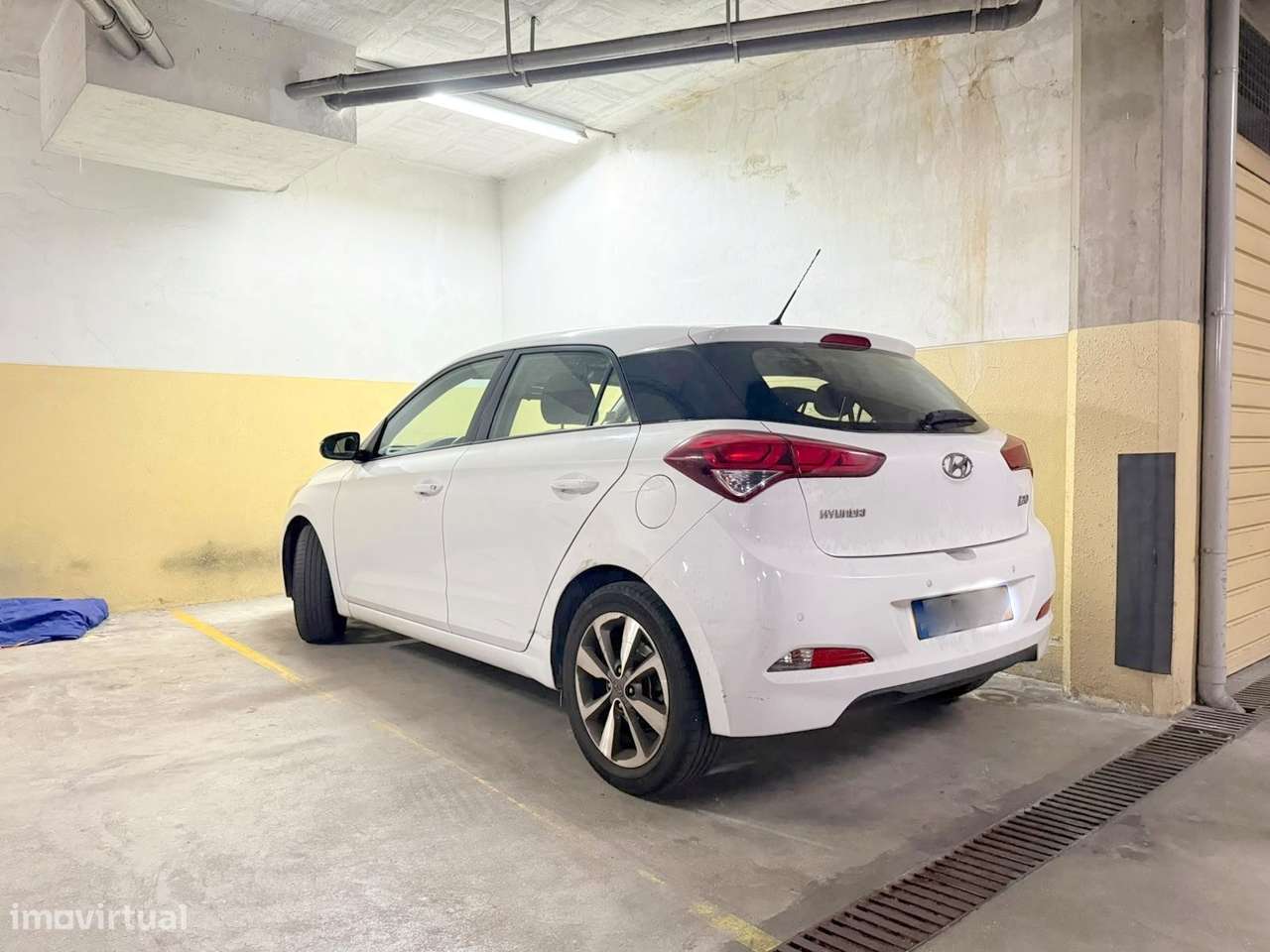 Apartamento T2 MOBILADO, no último piso, em Soares dos Reis!-32