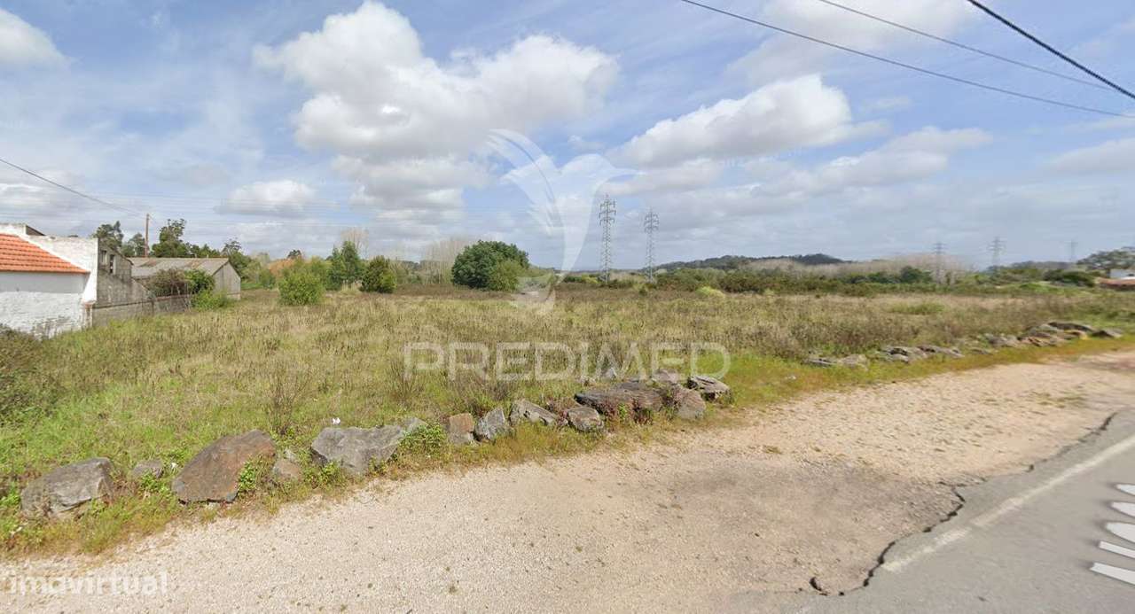 Terreno Rústico com Excelente Localização - Grande imagem: 2/4