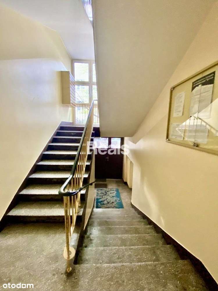 2 pok. kamienica pl. Dąbrowskiego - Śródmieście-17