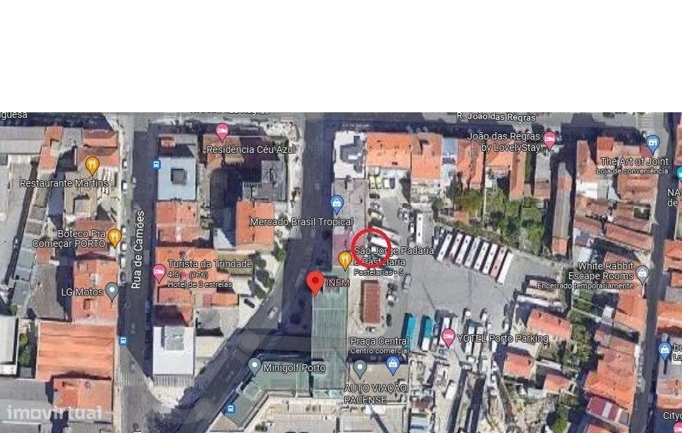 Loja com 116m2 no centro do Porto-5