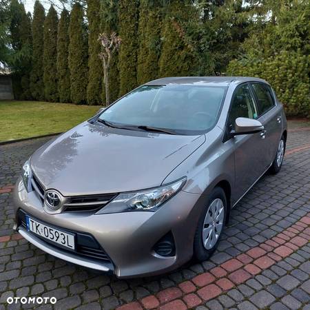 Toyota Auris 1.33 VVT-i Active - 11