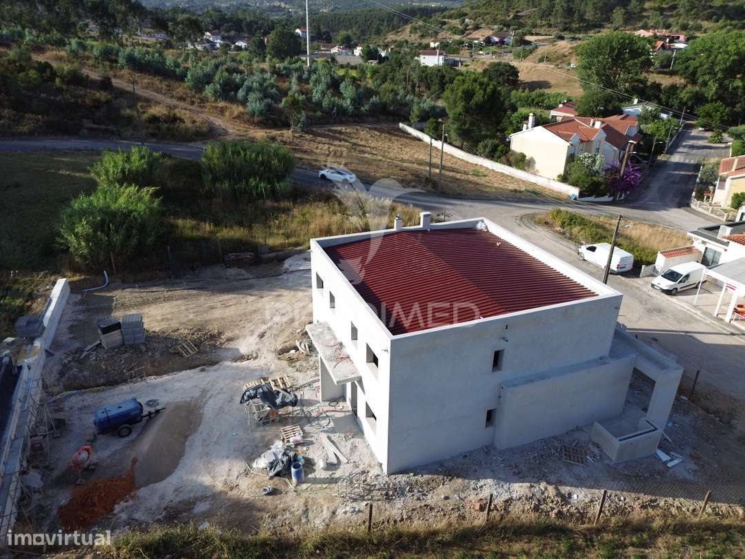 A Tua Nova Casa Está em Alcanede – Conforto, Estilo e Preço Justo! - Grande imagem: 3/40