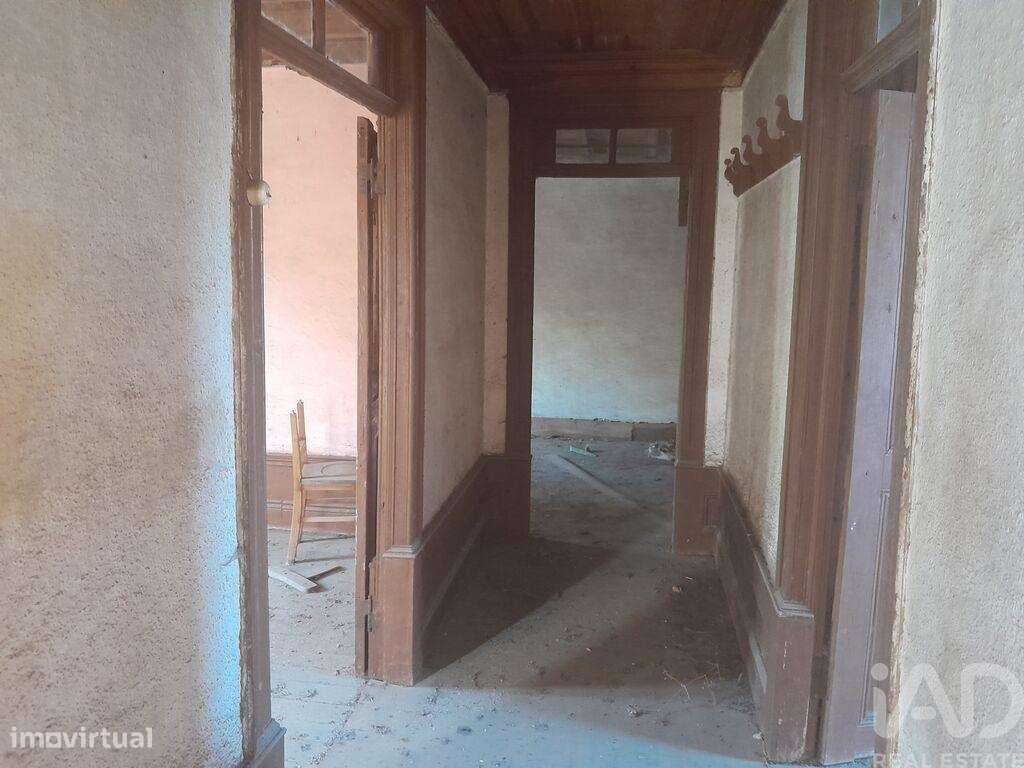 Moradia térrea T2 em Paul de 100 m2 - Grande imagem: 5/8