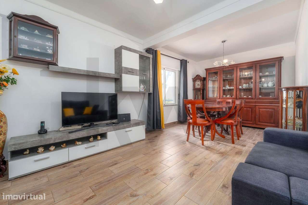 Apartamento T3 transformado em T2 em Olhão por 248.000 euros-7