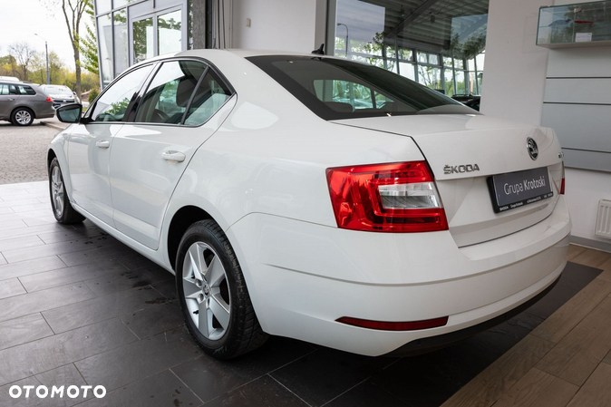 Skoda Octavia 2.0 TDI Ambition DSG - 3