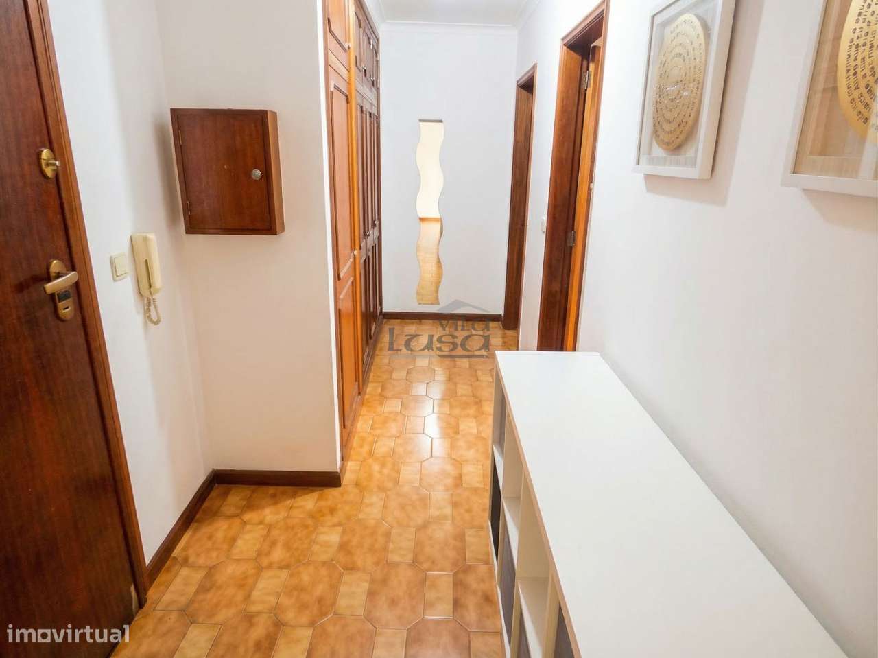 T2 com varanda, garagem box e excelente localização em Mafamude  Vi... - Grande imagem: 4/17