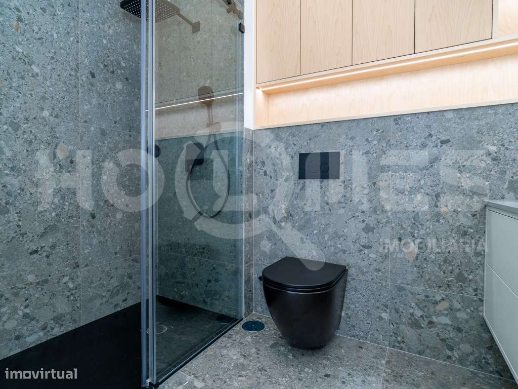 T2 de Luxo no Último Andar | Vista Mar, Serra e Cidade | Centro da ...-34