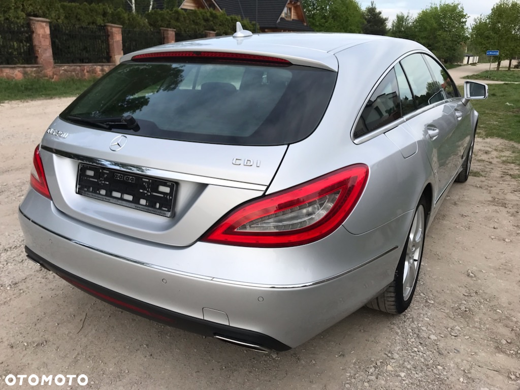 Mercedes-Benz CLS Shooting Brake 250 CDI DPF BlueEFFICIENCY 7G-T - 2