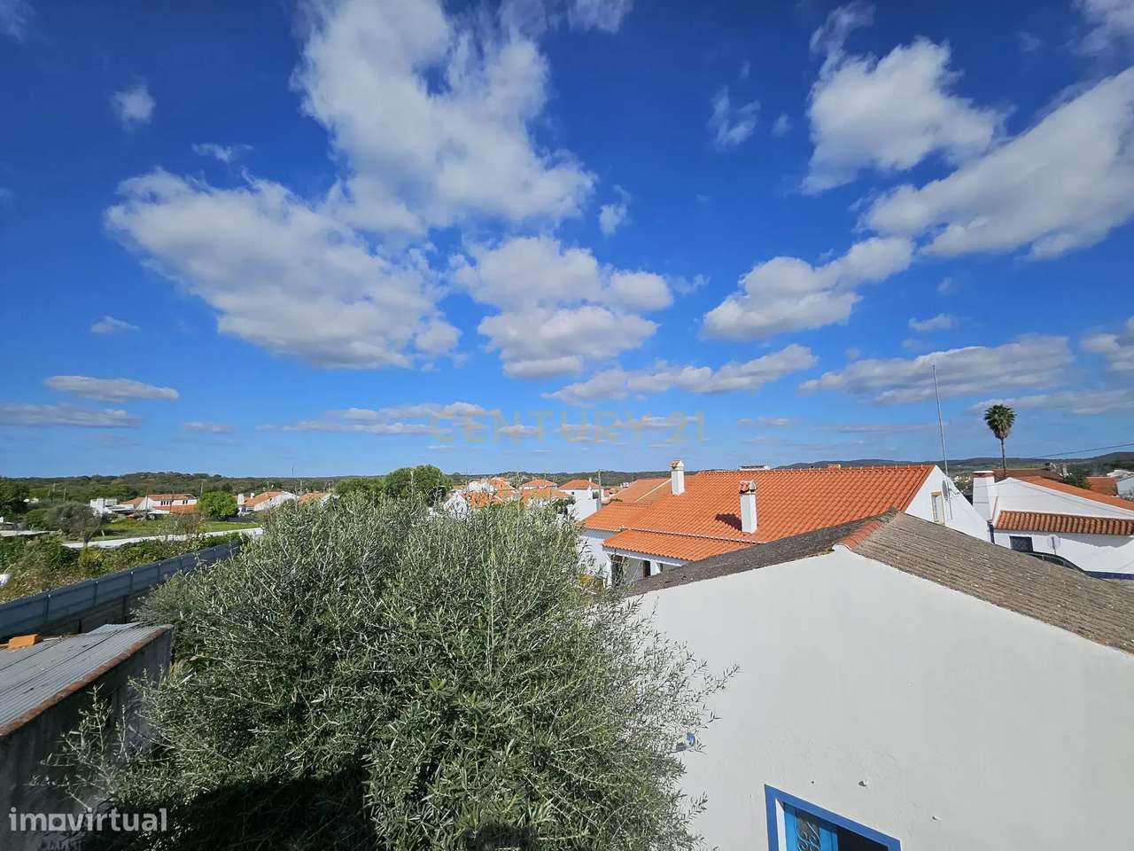 Moradia T2 + 1 com Quintal, Garagem e Anexo Sabugueiro, Arraiolos-34