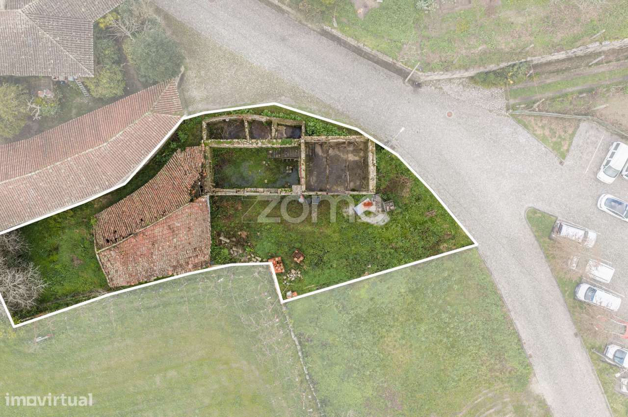 Ruína Em em Oliveira de S. Pedro com Projeto Aprovado - Grande imagem: 3/19