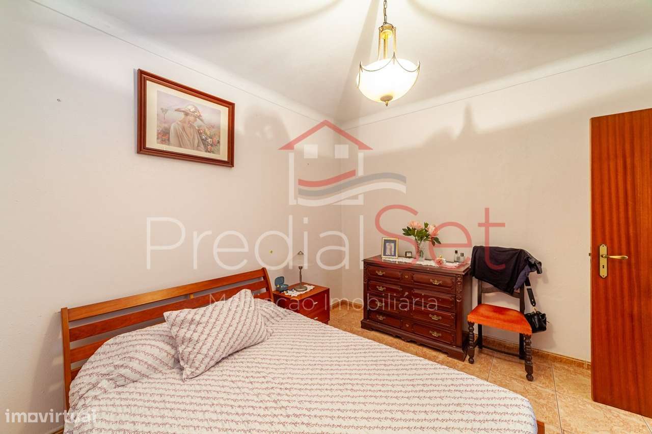 Moradia T4 em Quintinha - Palmela-55