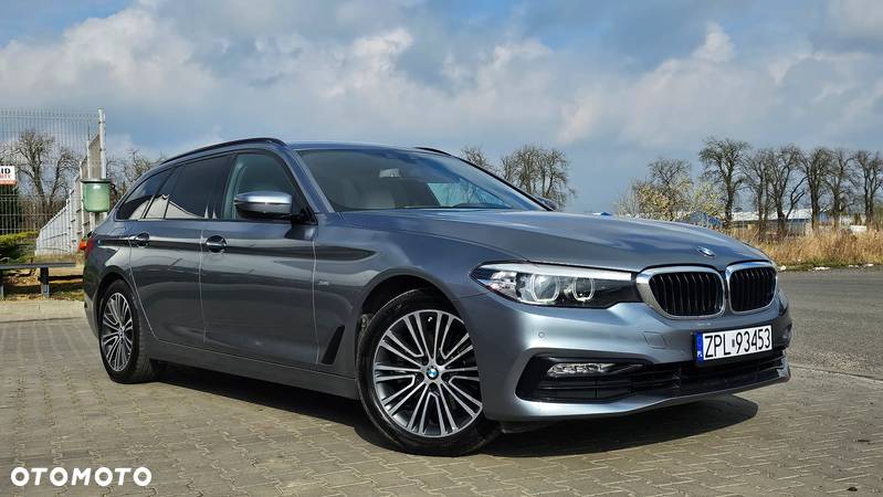 BMW Seria 5 520d Sport Line - 12