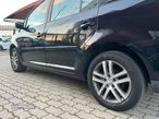 VW Touran 1.9 TDi Conceptline 7L - 12