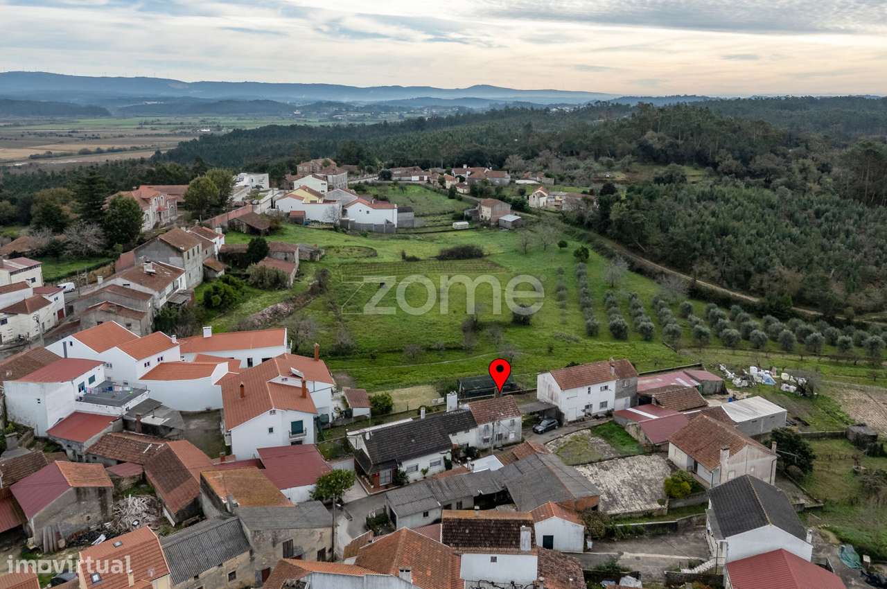 Moradia para Remodelar com Terreno | Cercal – Soure - Grande imagem: 2/18