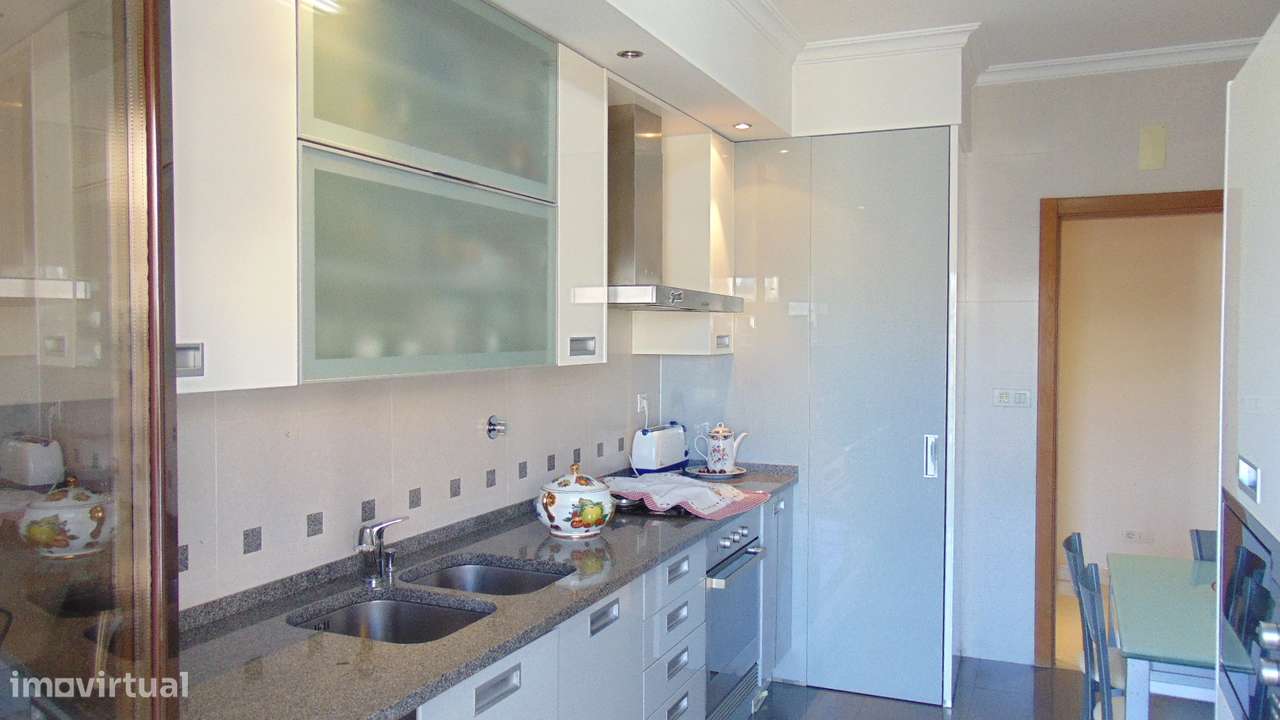 T2 com suite  Colinas do Cruzeiro, Odivelas-2