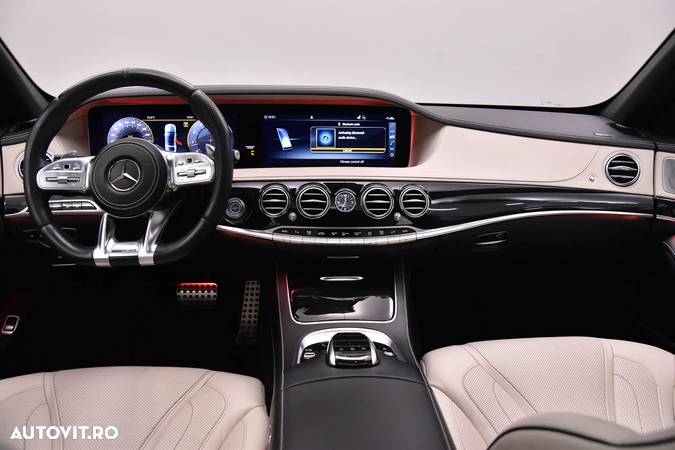 Mercedes-Benz S 560 4MATIC Aut. - 9