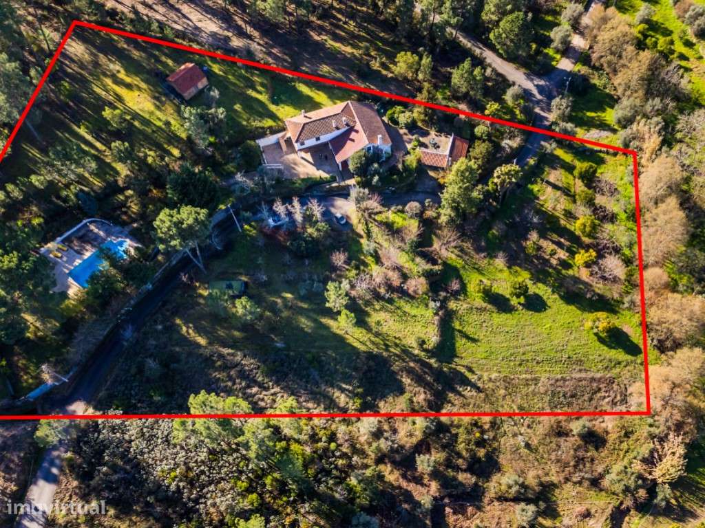 Encantadora Moradia Mobilada e Equipada, com Jardim, Piscina, Pinha... - Grande imagem: 2/60