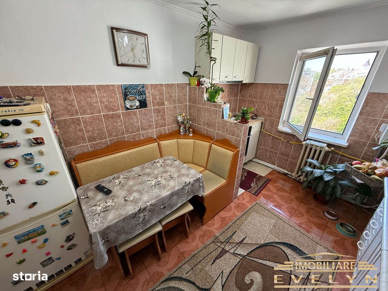 Vânzare Apartament 4 Camere - Decomandat - 78 mp - Str. Împărat - Imagine principală: 4/8