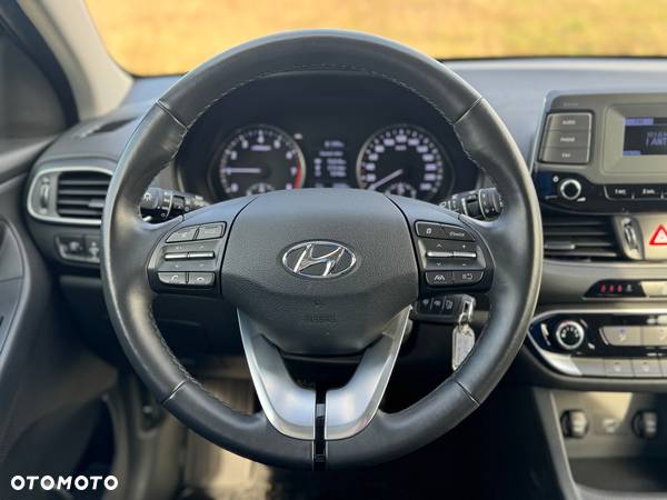 Hyundai I30 1.5 DPI Classic + - 20
