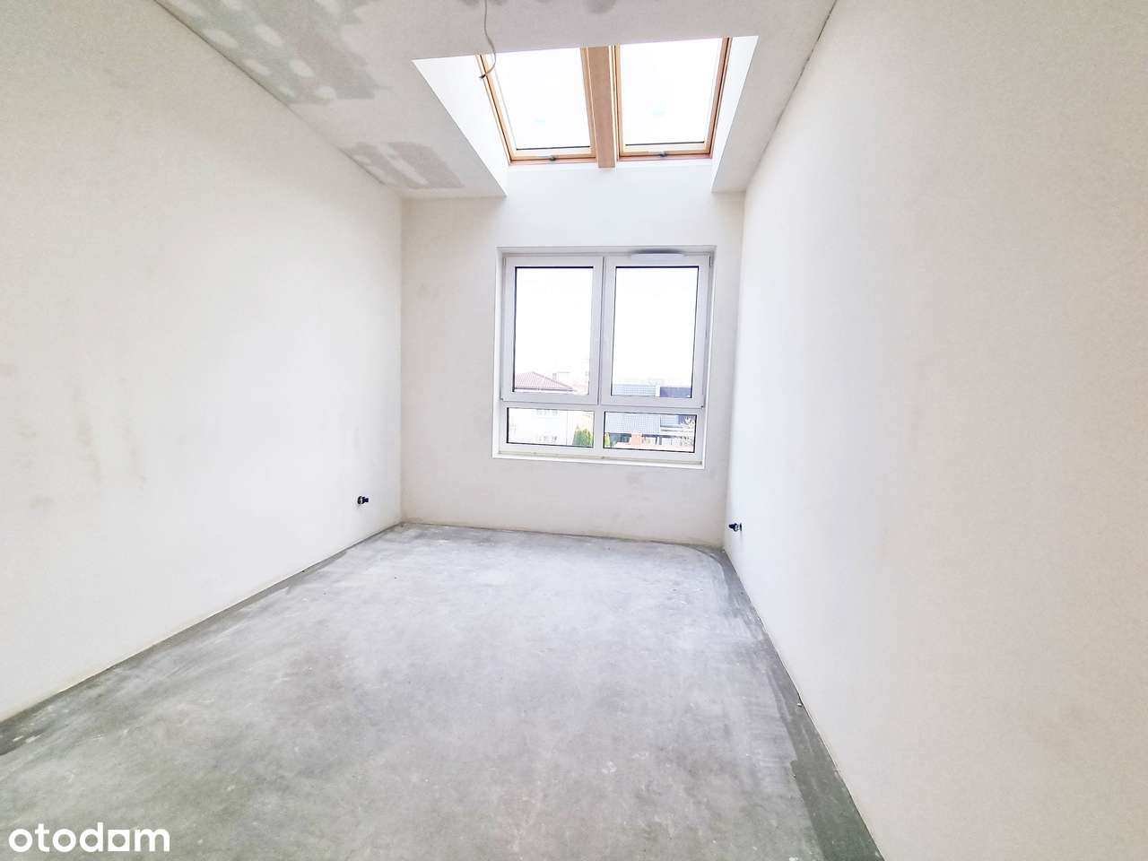 4/5 pokoi - 83 m2 antresola, balkon, miejsce postojowe 11 990 zł/ m2-11