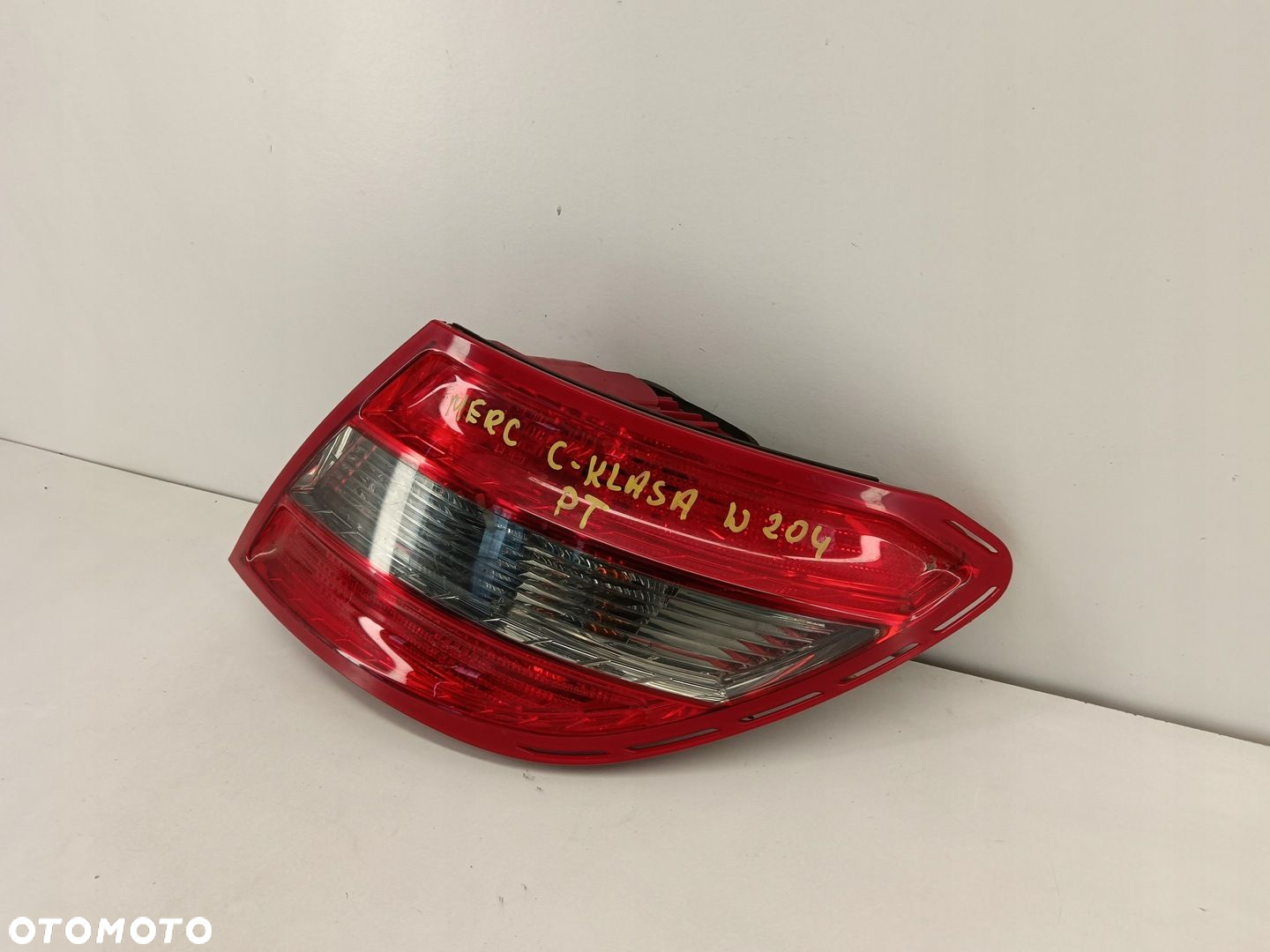 LAMPA PRAWA TYLNA TYŁ MERCEDES C-KLASA W204 SEDAN - 3