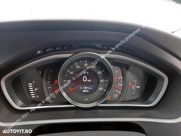Dezmembrez Volvo V40 2015 1.6d - 8