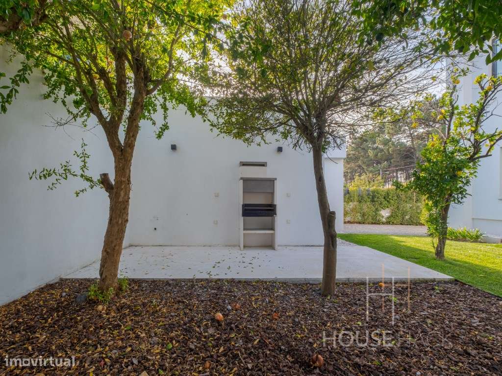 Moradia isolada T6 com Piscina | Aroeira Central | 4 Suites-43