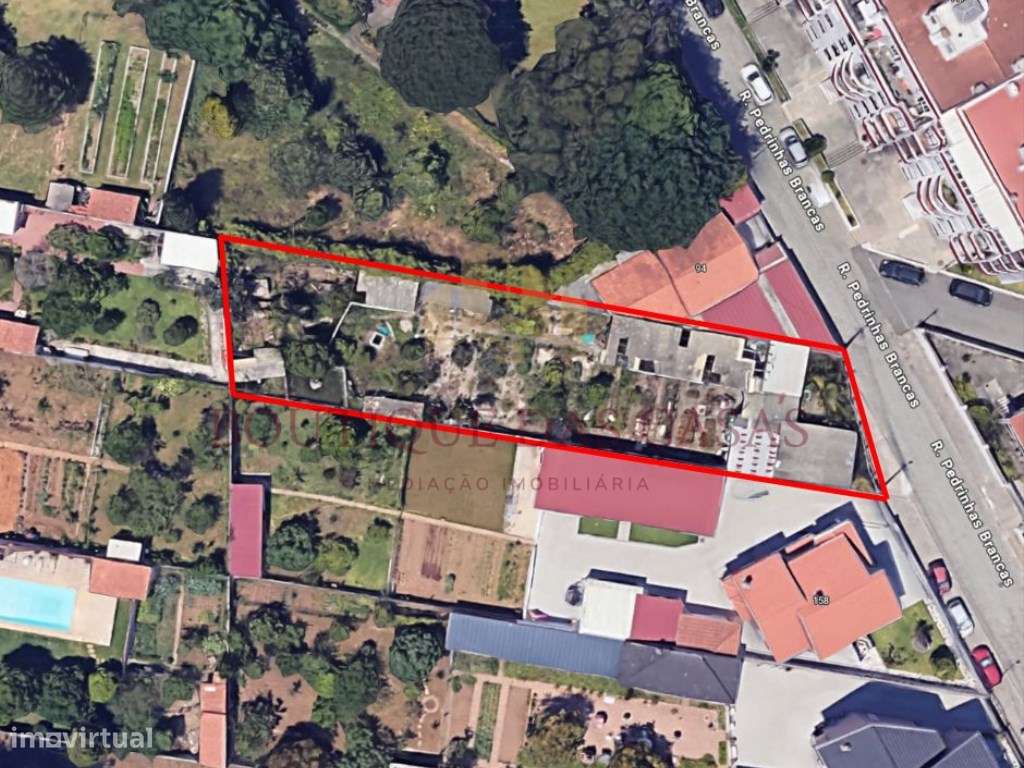 Terreno com 1120m2 em Arcozelo-18