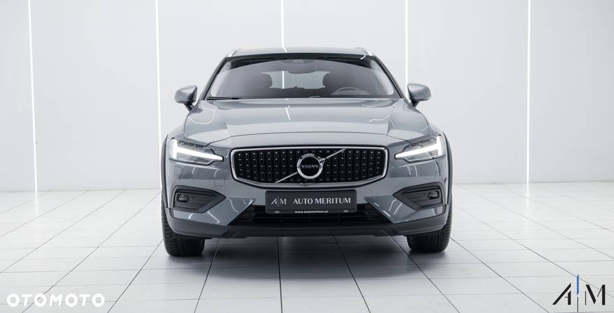 Volvo V60 Cross Country B4 D AWD Geartronic - 5