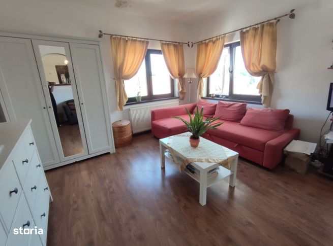 CASA/ VILA,  91 mp utili, 170 mp teren, Zona Schei.-2