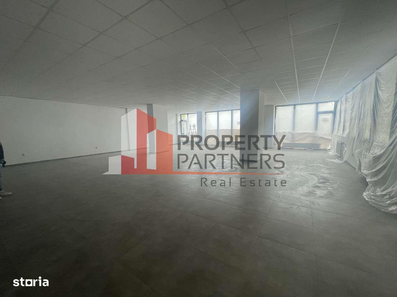 Spatiu de birou/showroom, comercial - Imagine principală: 5/8