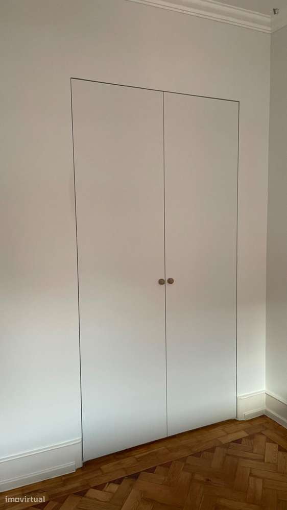 Quarto - localizado em Roma-Areeiro Lisbon - Grande imagem: 5/6