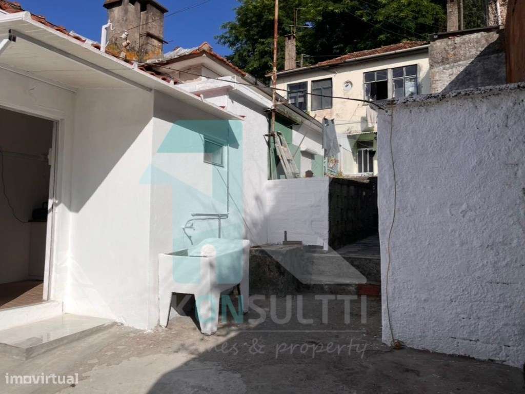 Conjunto de 5 Moradias Arrendadas | Investimento com Rendimento Ime... - Grande imagem: 2/7