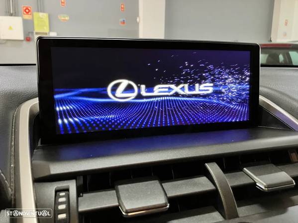Lexus NX 300h Executive - 15