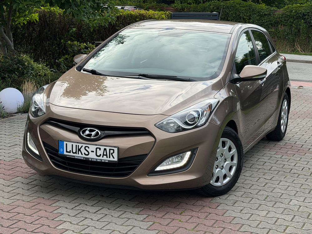 Hyundai i30 II (2012-2017) blue 1.4 Classic Navigation 2014