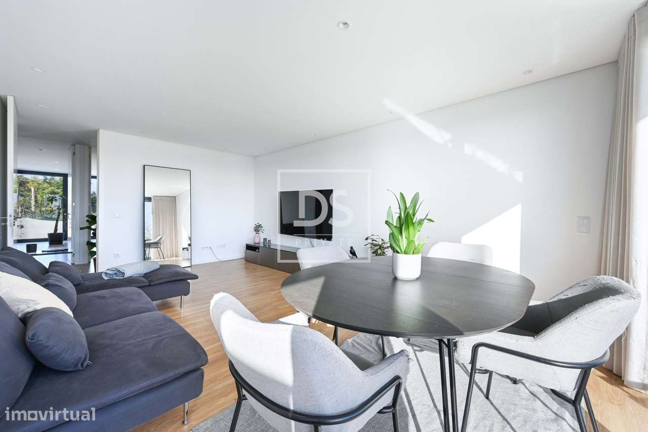 Apartamento T2 em Vilar de Pinheiro com Garagem e Carregador Elétrico-12