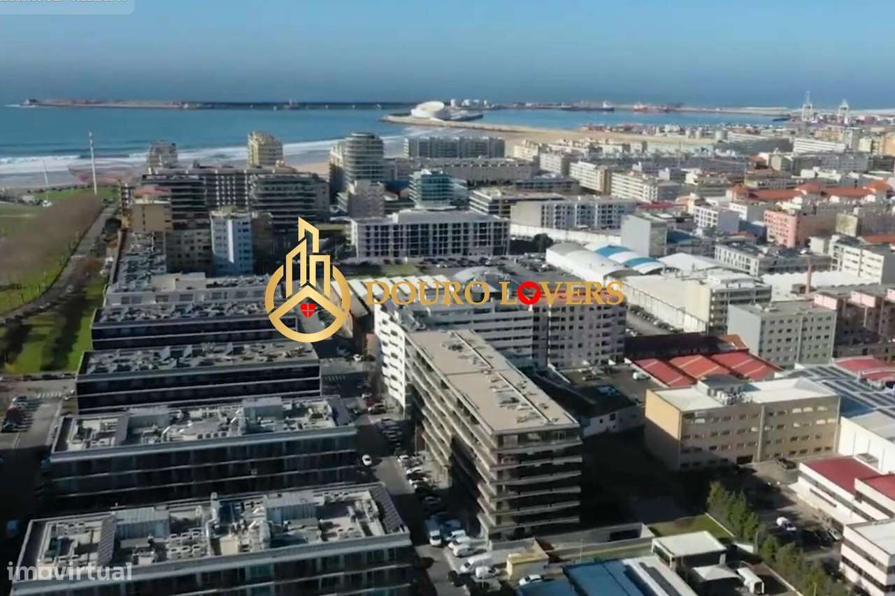 T2 moderno com varanda e garagem no Nautilus IV, Matosinhos Sul - Grande imagem: 2/30