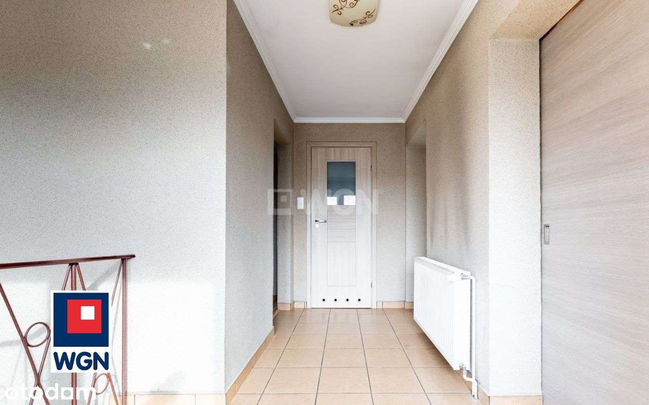 Funkcjonalny dom w Gościcinie - 4 pokoje, 2 łazien-7