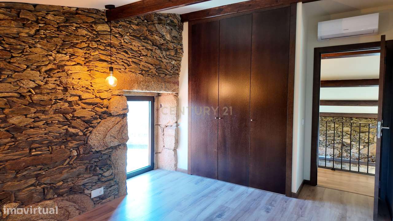 Quinta no Alto Douro Vinhateiro com Projeto Turístico Aprovado-27