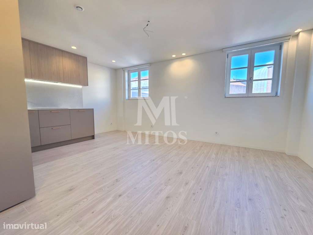 Apartamento T3 Duplex para venda no centro de Viana do Castelo - Grande imagem: 3/16