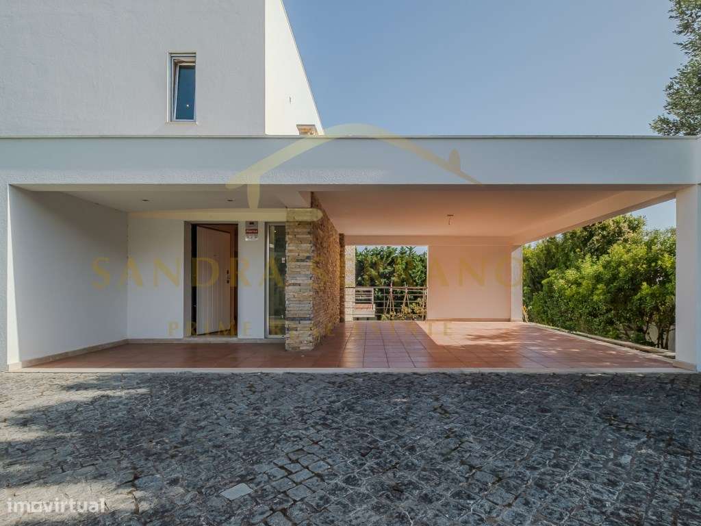 MORADIA INDEPENDENTE T4 QUINTA DA BELOURA PISCINA; JARDIM, LUGAR DE... - Grande imagem: 5/51