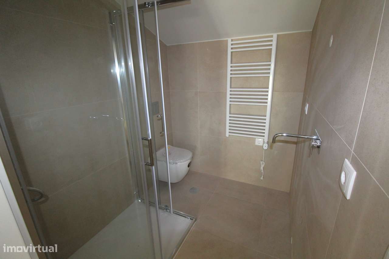 Luxuoso T3 Duplex em Viseu-26