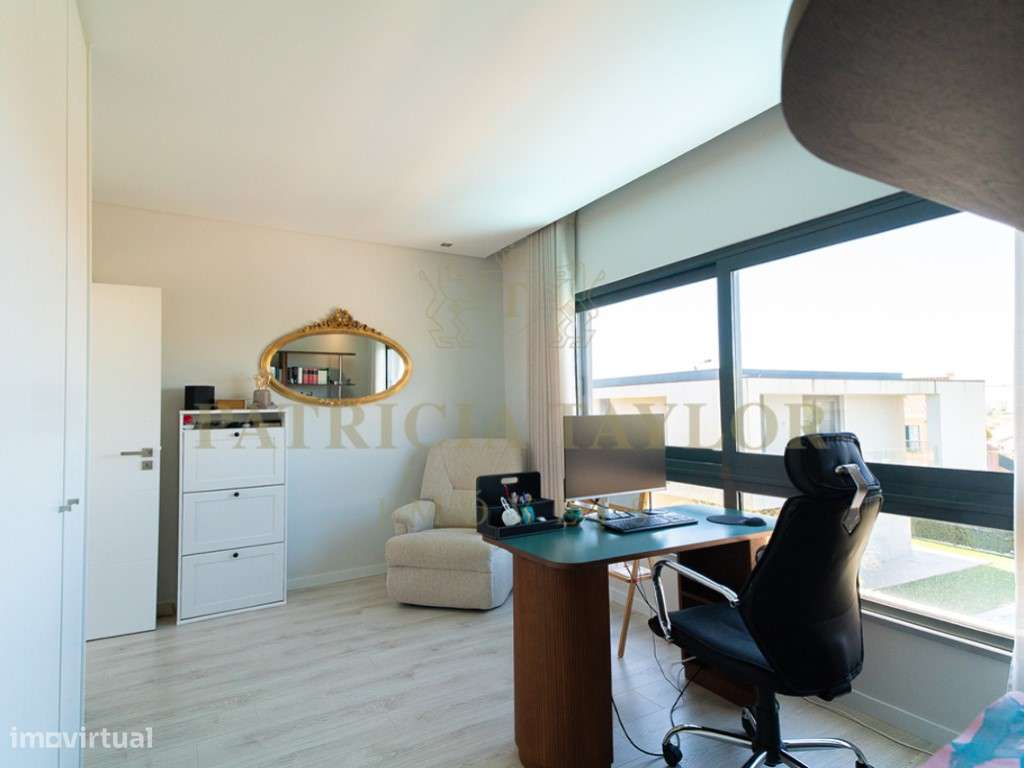 Moradia T3 a venda em Tires-35